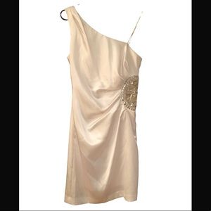 White one shoulder dress